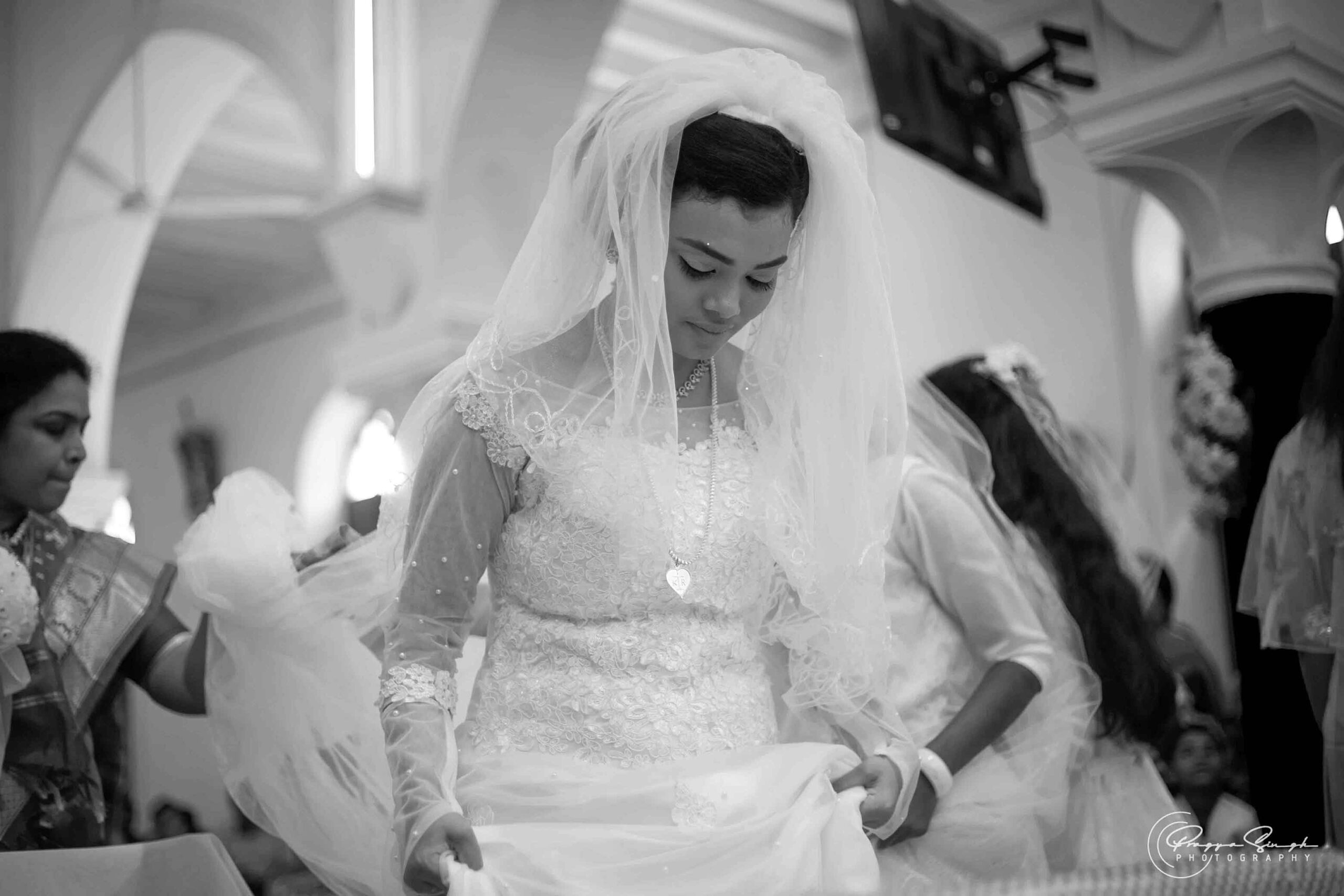 beautiful-bride-wedding-gown